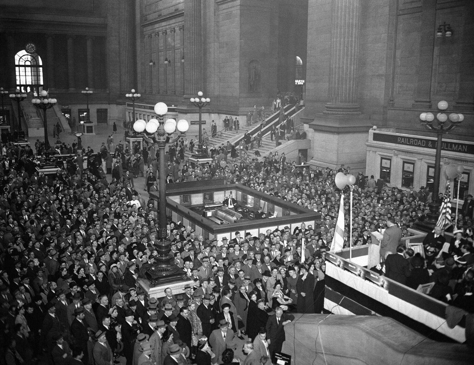 1910: Pennsylvania Station